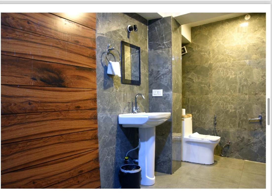 Hotel King Near Drc Parking Darjeeling  Extérieur photo